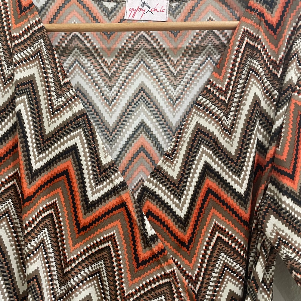 Chevron Patterned Dress - Picture 5 of 6